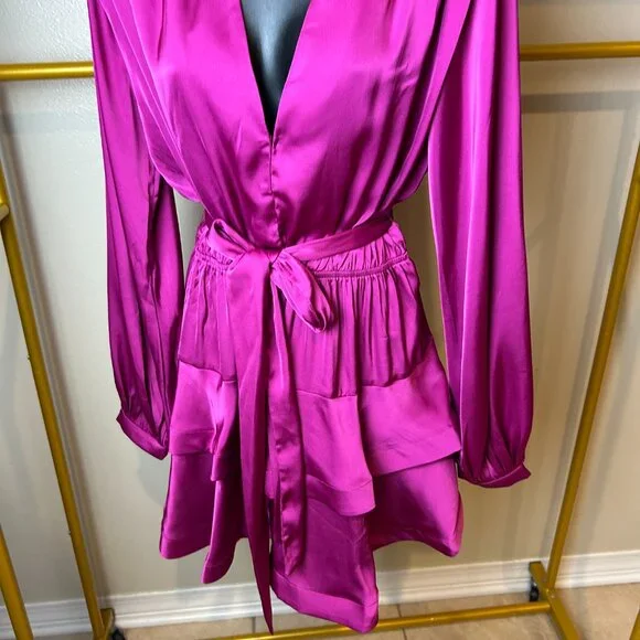 STRUT AND BOLT  SATIN MINI DRESS (L) - Picture 14 of 16